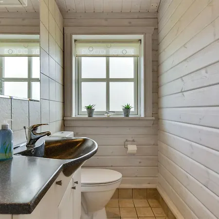 Semesterbostad Ruusu - 300m From The Sea By Interhome